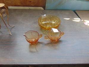 lot 3490 image: Cream and Sugar And Small Bowl