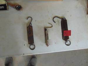 lot 3502 image: 3 Hanging Scales