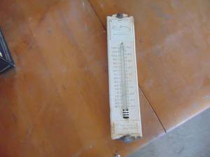 lot 3538 image: Bank of Whitewater Thermometer