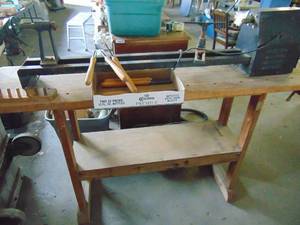 lot 3617 image: Wood Lathe with Tools