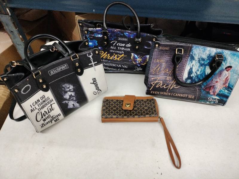 lot 62412 image: Set of 4 PursesHandbags
