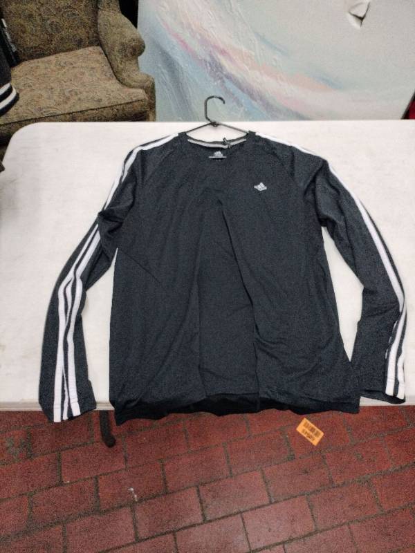 lot 63739 image: Adidas mens long-sleeve performance t-shirt - XL