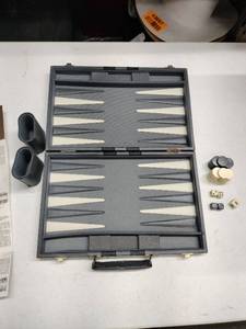 lot 62633 image: Great Gifts Backgammon Game Case