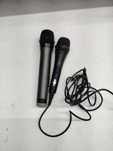 lot 62665 image: Set of 2 Microphones