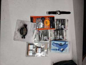 lot 62674 image: Lot of Miscellaneous Small Items