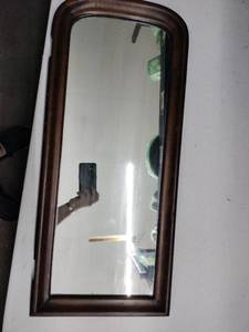 lot 62677 image: Wall Mirror with Frame and Rounded Top