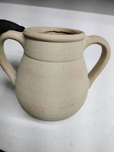lot 62680 image: DECO Terracotta 9 Pitcher with Handles