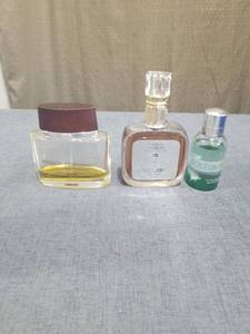 lot 1922 image: Fragrance Lot 3 Bottles Kenneth Cole Florist Molton Brown