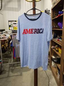 lot 1987 image: Old Navy AMERICA Soft-Washed T-Shirt XL