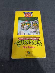 lot 2076 image: Teenage Mutant Ninja Turtles Sky Turtles VHS