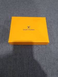 lot 2109 image: TRENDY FASHION KEY POUCH