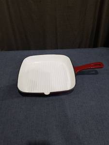 lot 2117 image: Field Chef Square Grill Pan with Handle