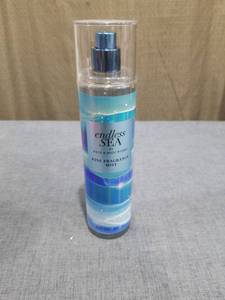 lot 2146 image: Bath & Body Works Endless Sea Fine Fragrance Mist Spray