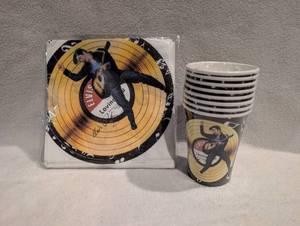 lot 1012 image: Elvis Party Paper Cups and Napkins Lot Signature Series