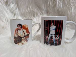 lot 3005 image: Nostalgia Collectibles Elvis Mug Set 2 Lonesome Tonight 1985