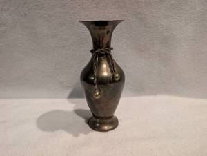 lot 4001 image: Small Brass Decorative Vase with Rope and Ball Details