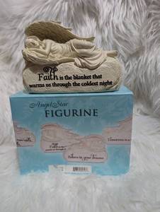 lot 4605 image: AngelStar Figurine Faith is the Blanket