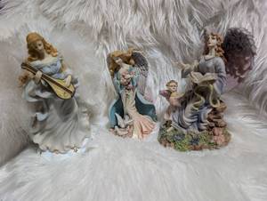 lot 4608 image: Colorful Figurine Lot 3 Pieces Female Angel Musician Collectible Decorative