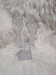 lot 4610 image: Angel Figurine with Scrollwork Wings  Cross Candle Holder