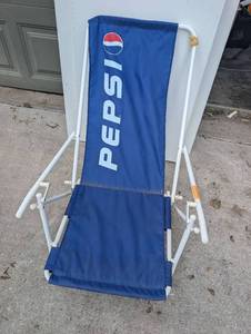 lot 6000 image: Pepsi Beach Chair Folding Lounger Blue White Frame