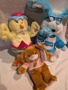 lot 7003 image: Plush Toy Lot Yellow Chick Bunny Hopper Rabbit Brown Rabbit 3 Pieces
