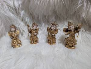 lot 7010 image: Angel Figurine Ornaments with Wings Set of 4