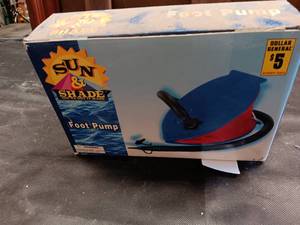 lot 33751 image: Sun and Shade foot air pump