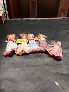 lot 33675 image: Set of five small vintage miniature dolls wearing colorful dresses and bonnets