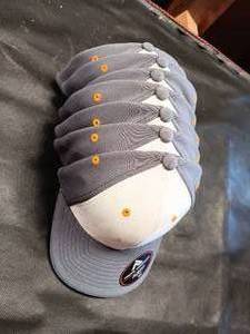 lot 33711 image: Bundle of 7 Flexfit ballcaps, Gray and white in color, in size YOUTH 6 38- 6 78