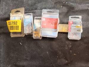 lot 33792 image: Lot of Copper Lugs, Butt Splice, Fuses, Hex Bults, and wall studs