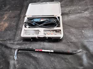 lot 33809 image: Corded Ryobi Rotary Tool Kit & Pry Bar