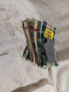 lot 33867 image: Lot of Various Patterns of Fabrics