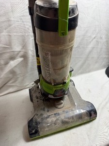lot 33906 image: Bissel Power Force Helix Turbo Rewind Green & Black Vacuum With Turbo Brush.