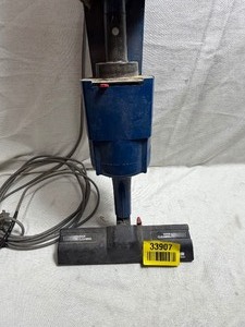 lot 33907 image: Small - East accessible Edge Cleaning Vacuum.