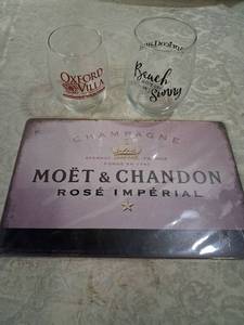 lot 46 image: Promotional Glassware Lot Oxford Villa Apricot Lane Brunch 4 Pieces