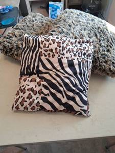 lot 74 image: Decorative Pillows with Faux Fur and Animal Print Covers Lot of 2