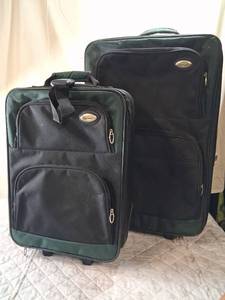 lot 77 image: POMO 2-Piece Luggage Set Carryon Suitcase