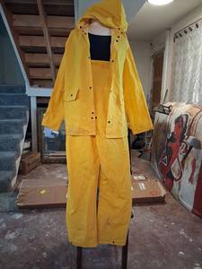 lot 164 image: Yellow Rain Suit Jacket and Pants Two-Piece Set