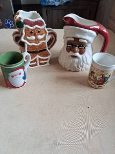 lot 224 image: Gingerbread Man Ceramic Pitcher with Holly Decoration