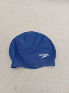 lot 21076 image: Speedo Swim Cap Blue