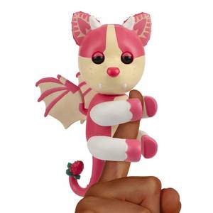 lot 21144 image: Fingerlings Interactive Plush Toy Figure