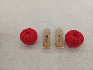 lot 21156 image: TERRO Fruit Fly Trap 2 Pack