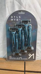 lot 23 image: DTLS MTR Mens 6-Pack Triple Blade Disposable Razors