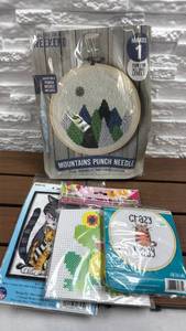 lot 58 image: Craft Kits Lot - Mountains Punch Needle Cat Family Cross Stitch