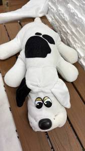 lot 121 image: Tonka Pound Puppies White Plush Dog with Black Spots (18)