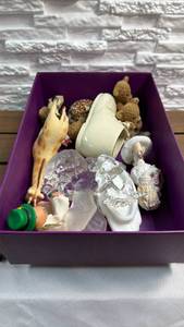 lot 131 image: Collectible Figurines Lot