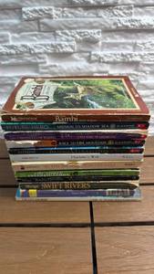 lot 140 image: Lot of 12 Titles