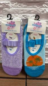 lot 142 image: Soft Scents Scented Non-Slip Socks 2-Pack (Lavender & Pineapple)