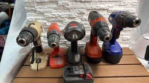 lot 210 image: Cordless Drill Driver Lot of 4 Units - Mixed Brands and Colors