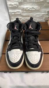 lot 286 image: Jordan 1 High Top Basketball Shoes (Black White Pink) Size 12C